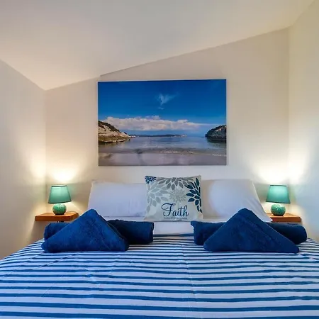 Con Piscina Αλγκέρο