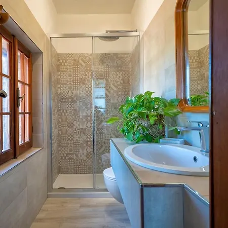 Villa Con Piscina *