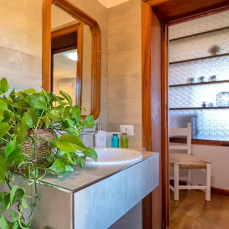 Villa Con Piscina *