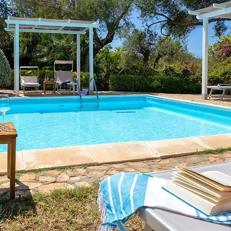 Con Piscina * Αλγκέρο